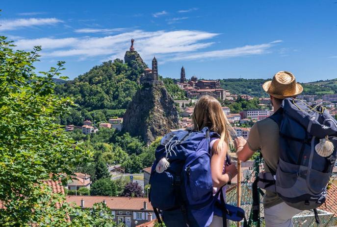 Le Paradis Cache Le Puy-en-Velay Bagian luar foto